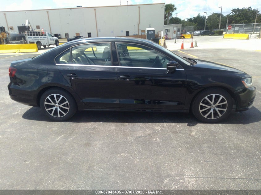 VIN 3VWDB7AJ8HM283328 2017 VOLKSWAGEN JETTA 1.4T SE
