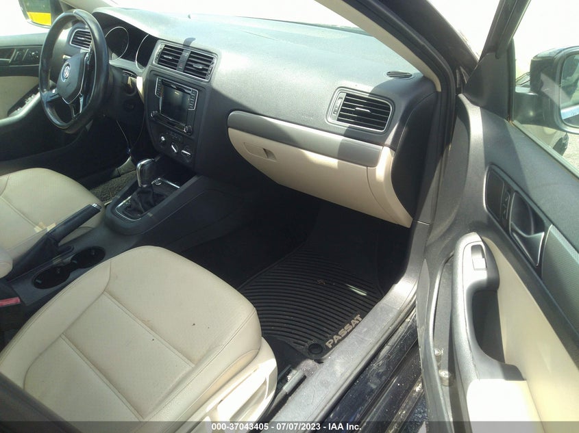 VIN 3VWDB7AJ8HM283328 2017 VOLKSWAGEN JETTA 1.4T SE