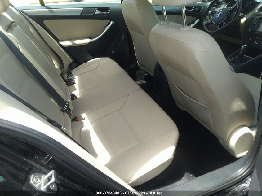 VIN 3VWDB7AJ8HM283328 2017 VOLKSWAGEN JETTA 1.4T SE