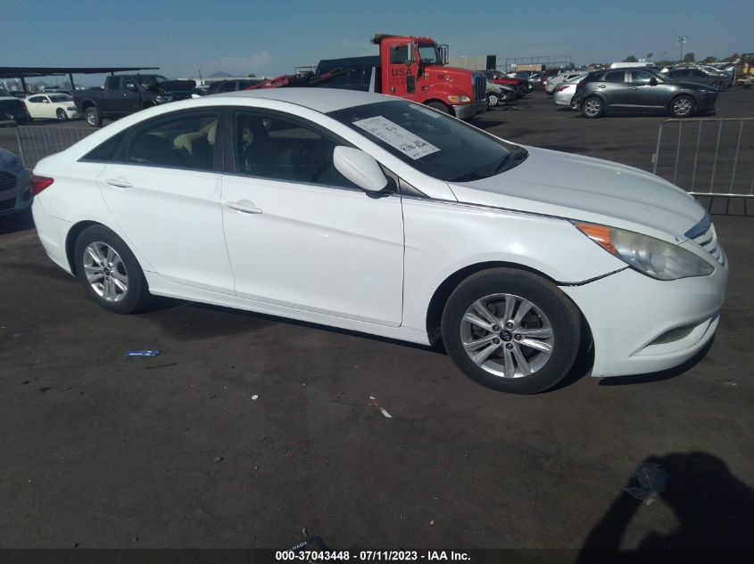 2013 HYUNDAI SONATA GLS - 5NPEB4AC0DH738437