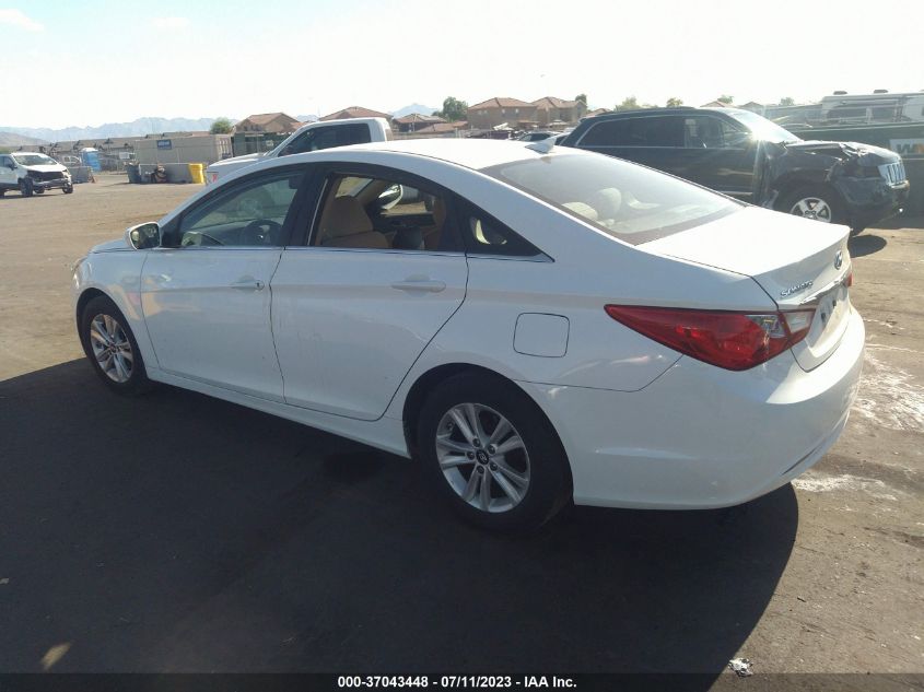 2013 HYUNDAI SONATA GLS - 5NPEB4AC0DH738437