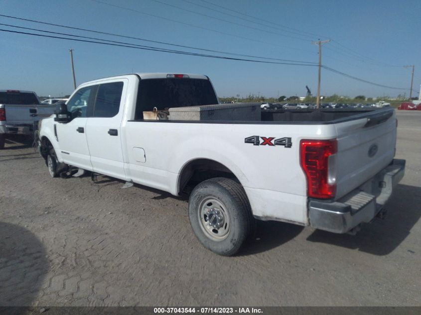 2017 FORD SUPER DUTY F-250 SRW LARIAT/PLATINUM - 1FT7W2BT9HED69454