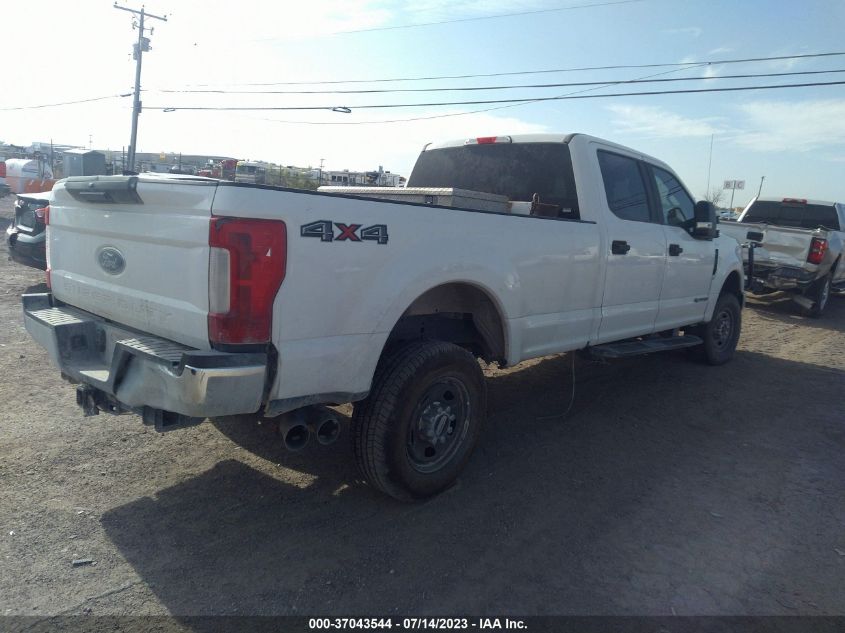 2017 FORD SUPER DUTY F-250 SRW LARIAT/PLATINUM - 1FT7W2BT9HED69454