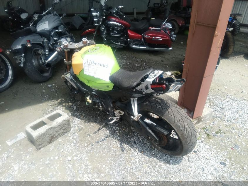 2007 SUZUKI GSX-R1000 JS1GT77AX72101987