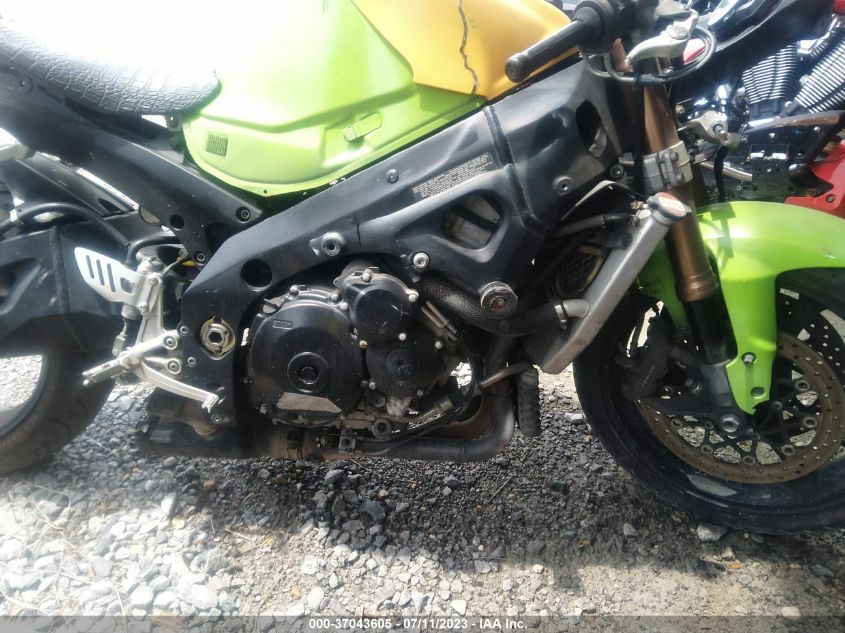 2007 SUZUKI GSX-R1000 JS1GT77AX72101987
