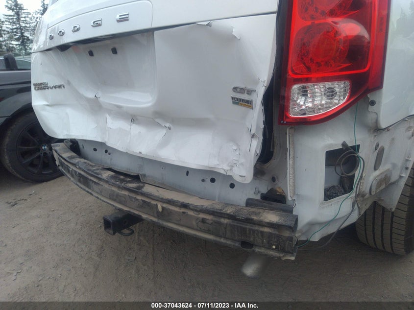 VIN 2C4RDGEG3JR345301 2018 DODGE GRAND CARAVAN GT