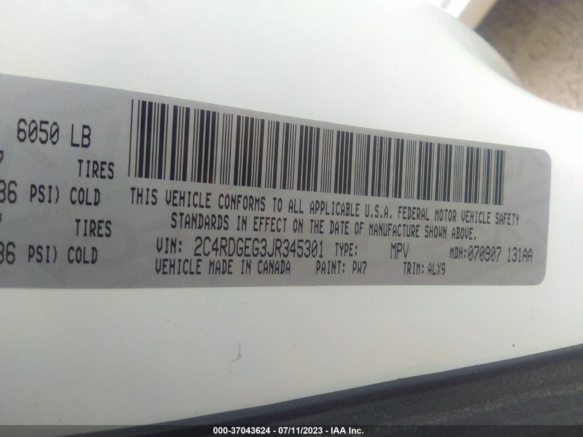 VIN 2C4RDGEG3JR345301 2018 DODGE GRAND CARAVAN GT