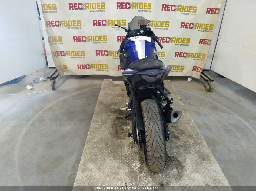 2015 YAMAHA YZFR3 MH3RH06Y7FK003117