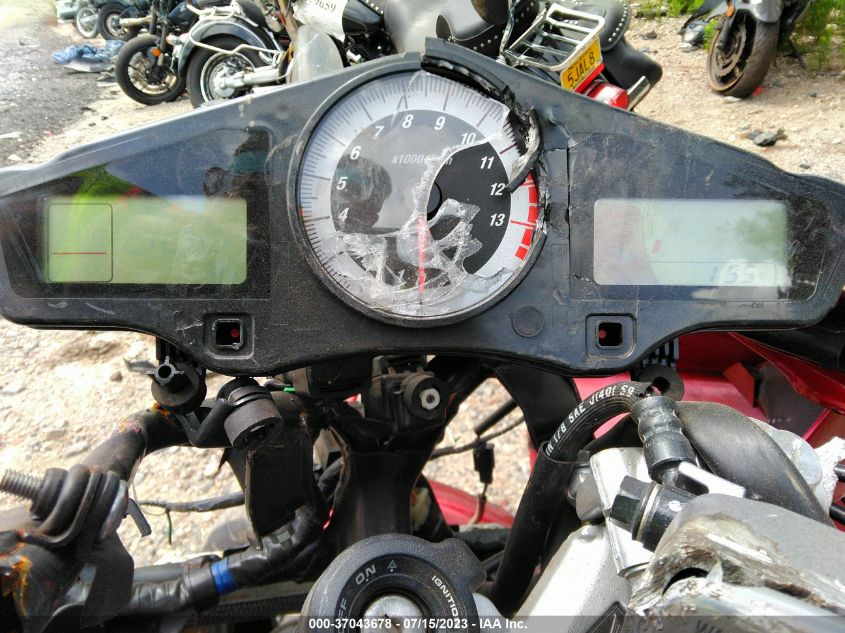 2007 HONDA VFR800 JH2RC46117M900082