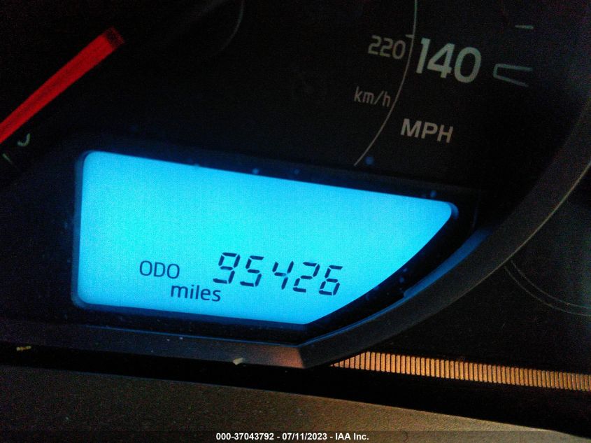 2015 TOYOTA RAV4 XLE - 2T3RFREV6FW314612