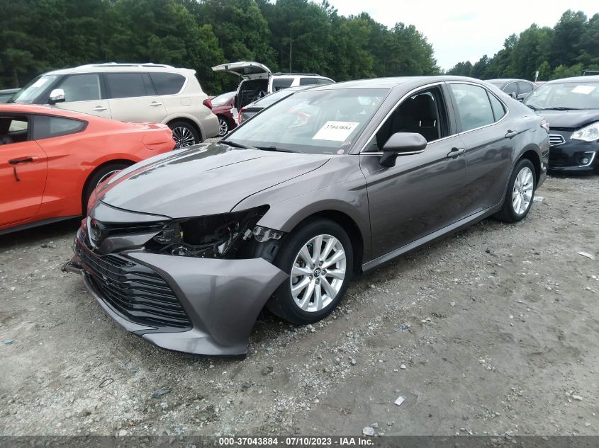2018 TOYOTA CAMRY LE/SE/XLE/L - 4T1B11HK3JU528722