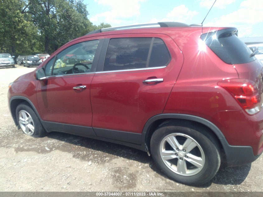 VIN 3GNCJLSBXJL170792 2018 CHEVROLET TRAX LT