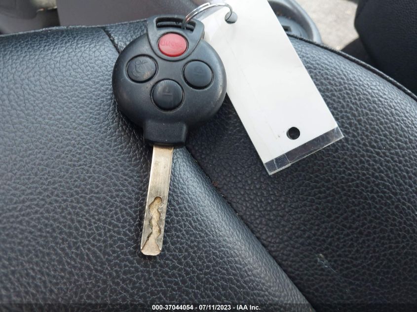 2013 SMART FORTWO PURE/PASSION WMEEJ3BA7DK657013