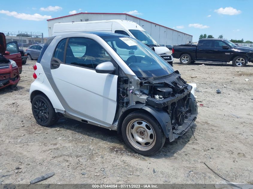 2013 SMART FORTWO PURE/PASSION - WMEEJ3BA7DK657013