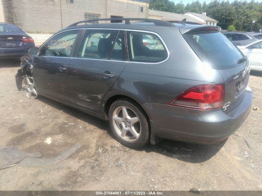 2014 VOLKSWAGEN JETTA SPORTWAGEN TDI - 3VWPL7AJ7EM600692