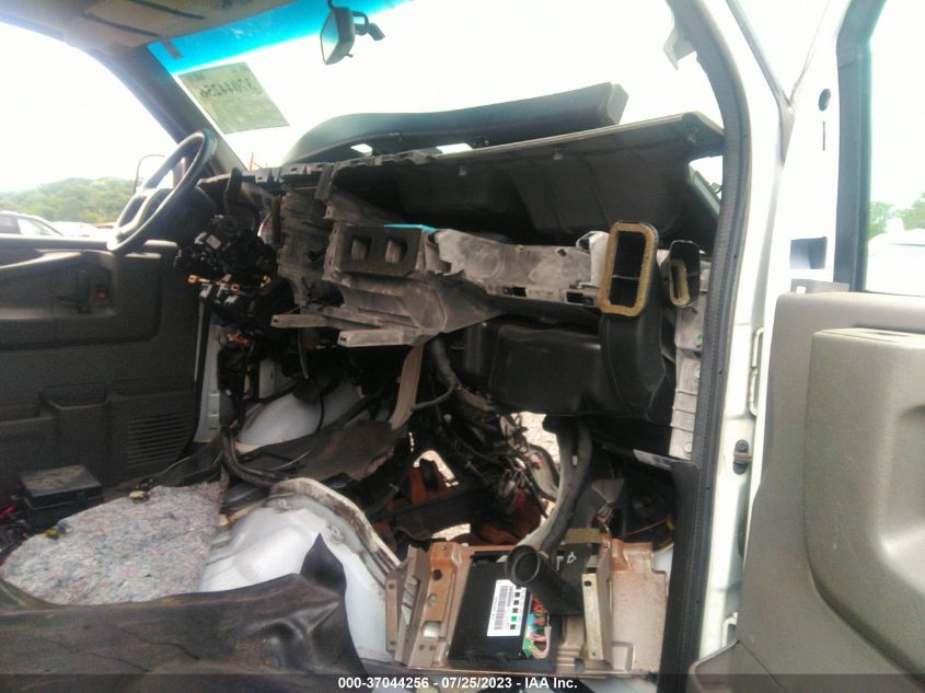 2015 CHEVROLET EXPRESS CARGO VAN - 1GCWGFCFXF1154016