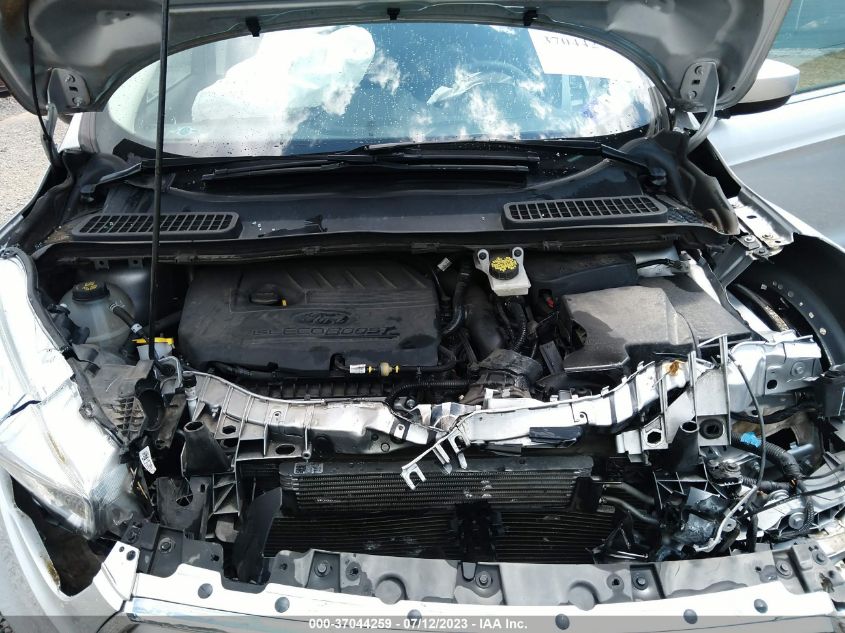 2018 FORD ESCAPE SE - 1FMCU9GD4JUD27666