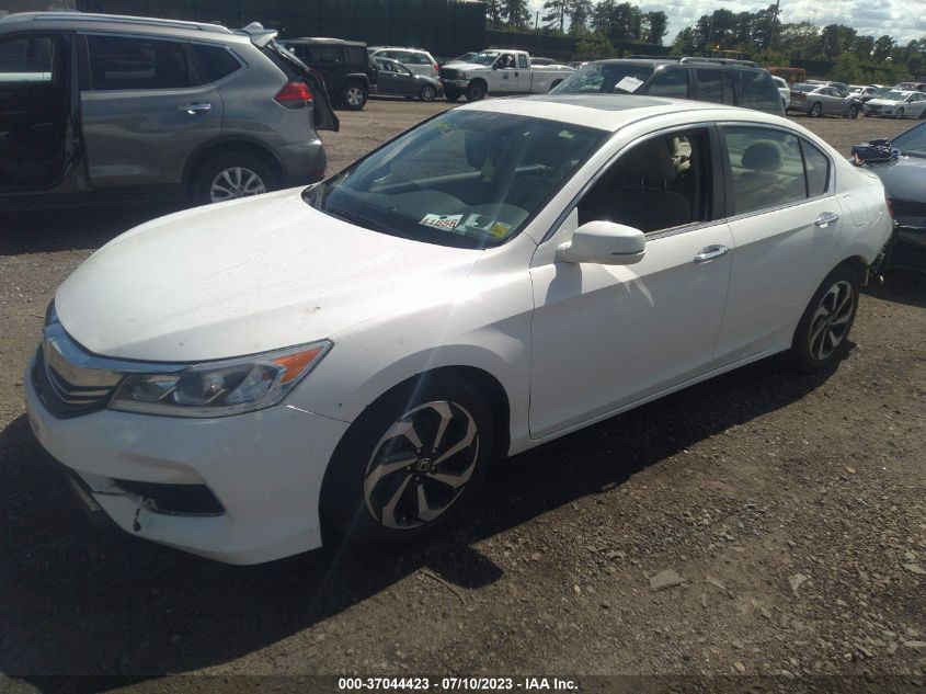 2016 HONDA ACCORD SEDAN EX - 1HGCR2F72GA205697