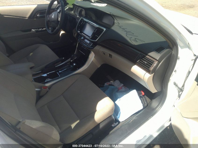 2016 HONDA ACCORD SEDAN EX - 1HGCR2F72GA205697