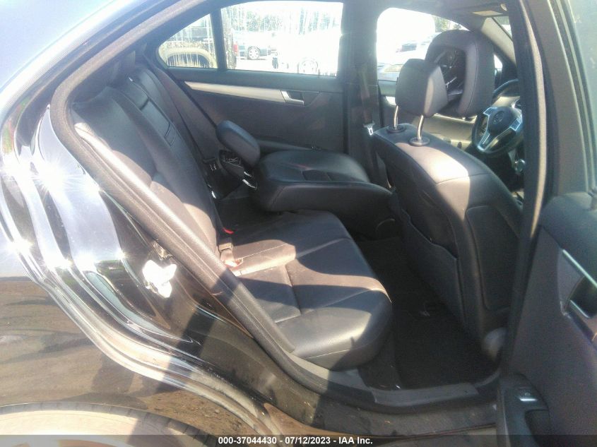 2014 MERCEDES-BENZ C-CLASS C 300 - WDDGF8AB9ER318560