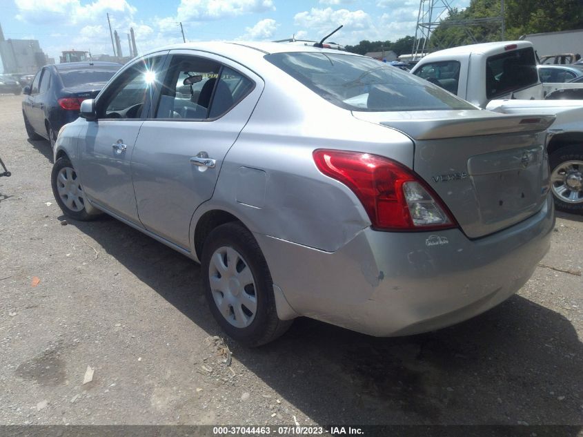 2013 NISSAN VERSA S/S PLUS/SV/SL - 3N1CN7AP8DL880752