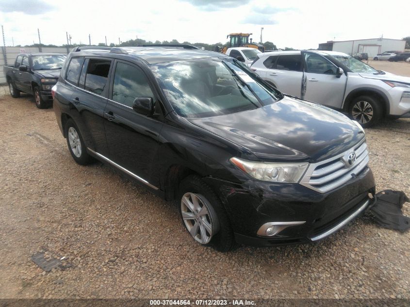 2013 TOYOTA HIGHLANDER PLUS/SE - 5TDBK3EH6DS200192