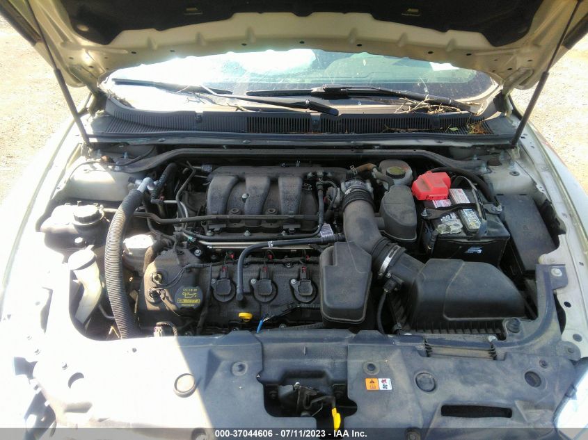 2013 FORD TAURUS SEL - 1FAHP2E88DG194630