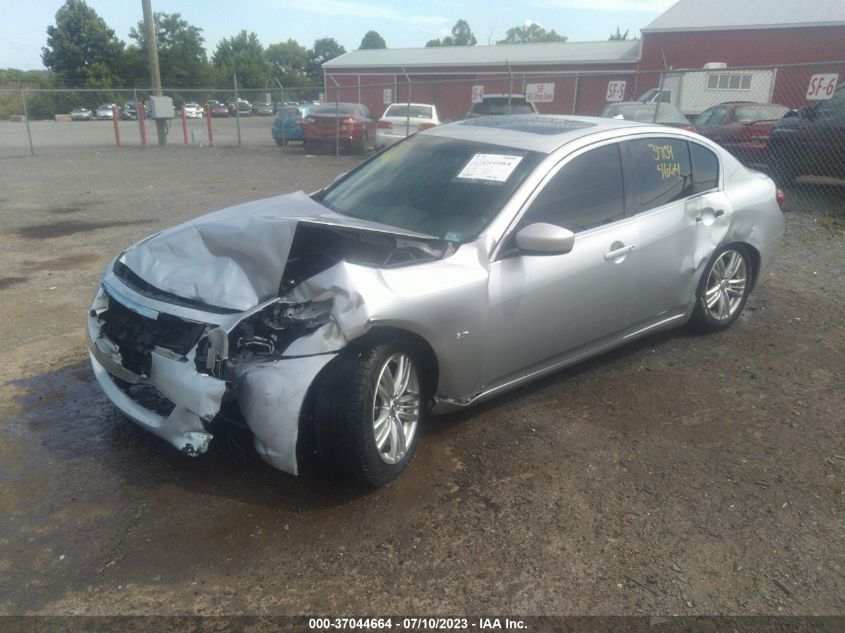 2015 INFINITI Q40 JN1CV6AR7FM650897