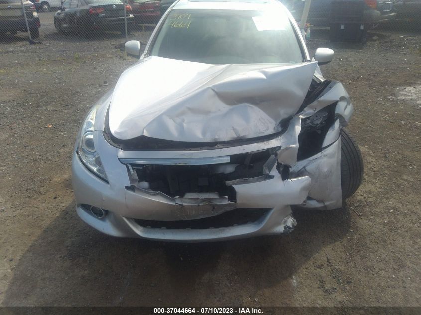 2015 INFINITI Q40 JN1CV6AR7FM650897
