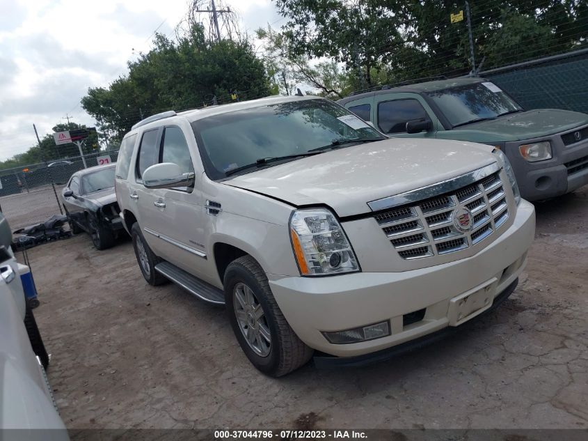 2013 CADILLAC ESCALADE LUXURY - 1GYS4BEFXDR376089