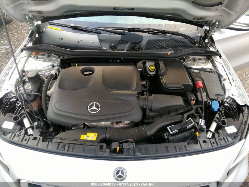 2018 MERCEDES-BENZ GLA GLA 250 - WDCTG4GB4JJ512535