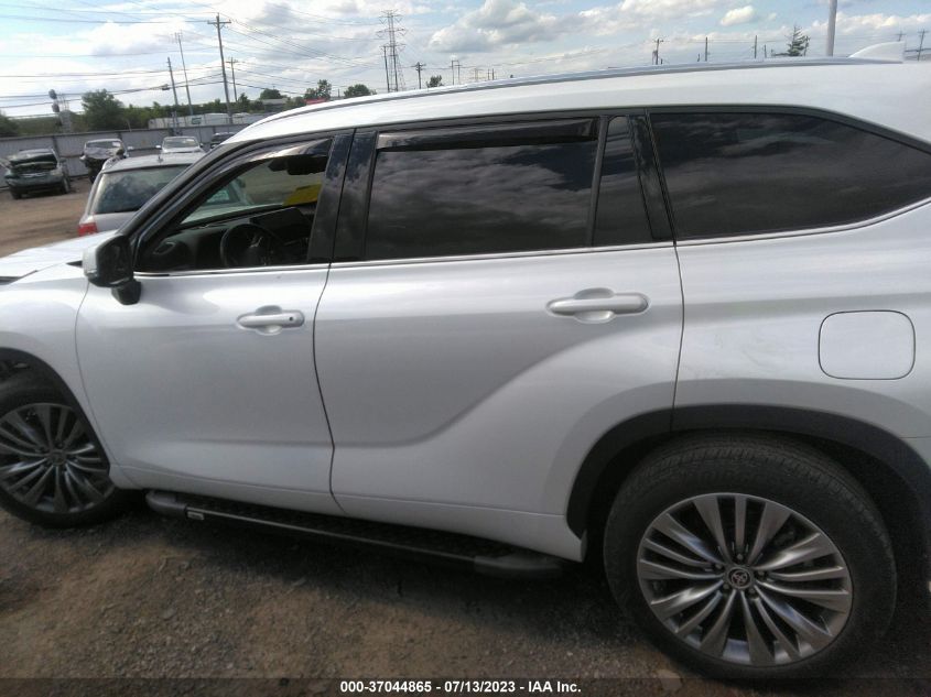 2022 TOYOTA HIGHLANDER PLATINUM - 5TDFZRAH1NS101013