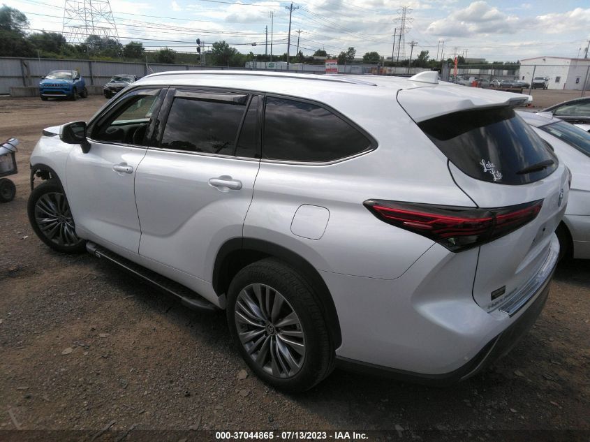 2022 TOYOTA HIGHLANDER PLATINUM - 5TDFZRAH1NS101013