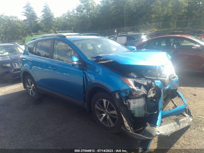 2017 TOYOTA RAV4 XLE - JTMRFREV0HJ715204