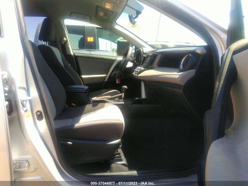 2014 TOYOTA RAV4 LE - JTMZFREV4EJ022552