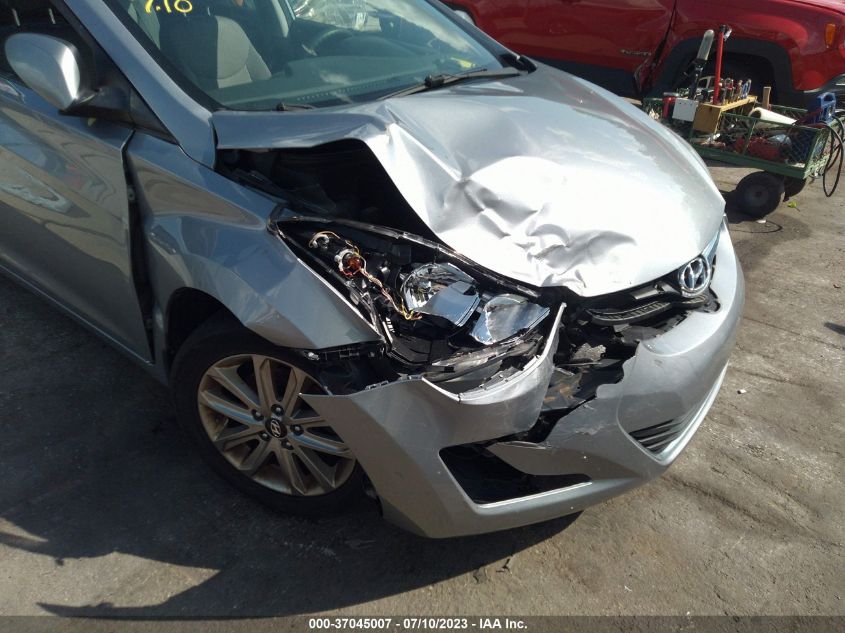 2015 HYUNDAI ELANTRA SE - 5NPDH4AE4FH614119