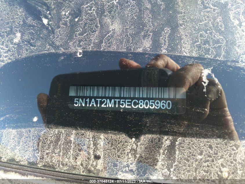 2014 NISSAN ROGUE S - 5N1AT2MT5EC805960