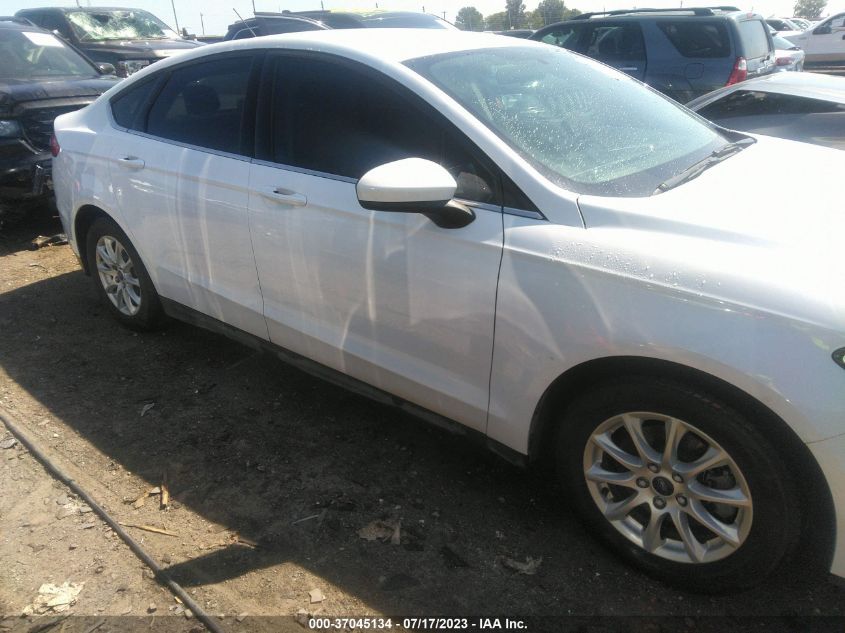 2015 FORD FUSION S - 1FA6P0G75F5131001