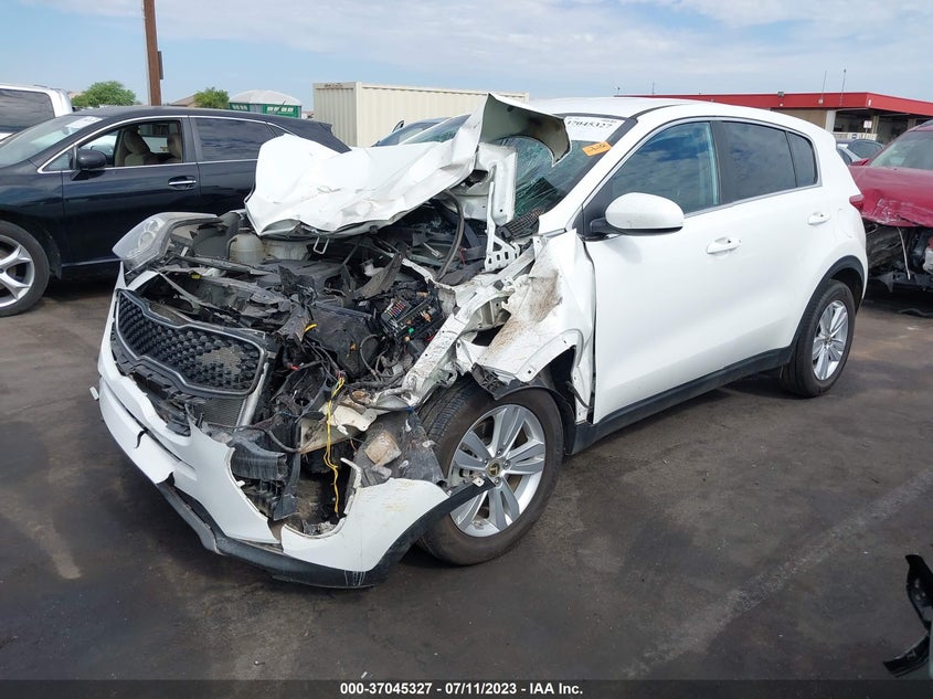 VIN KNDPM3AC3J7488303 2018 KIA SPORTAGE LX