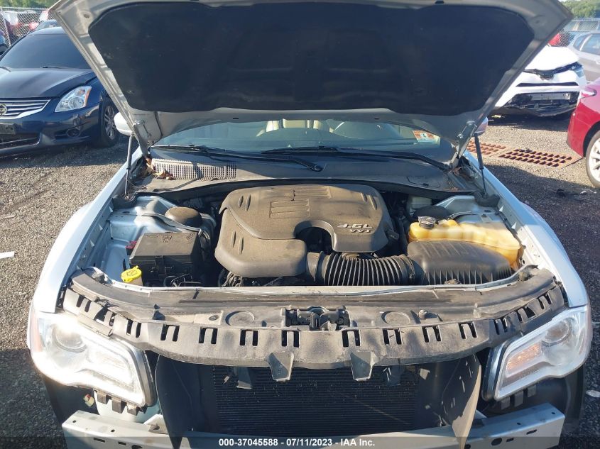 2013 CHRYSLER 300 - 2C3CCAAG3DH722896
