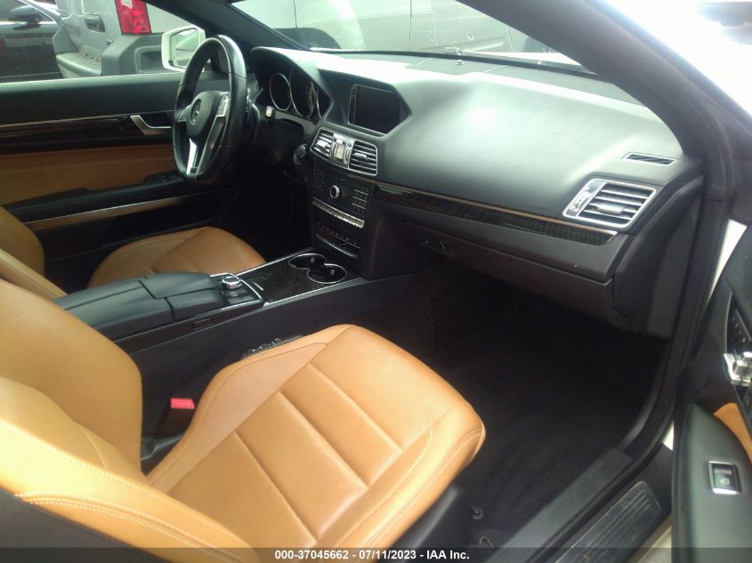 2016 MERCEDES-BENZ E-CLASS E 550 - WDDKJ7DB0GF332642