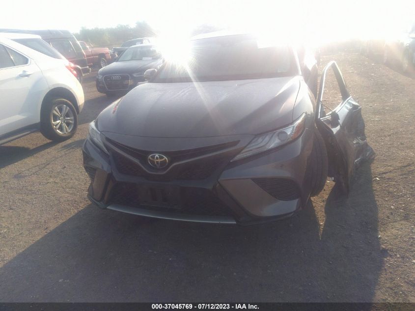2018 TOYOTA CAMRY XSE - 4T1B61HK3JU131867