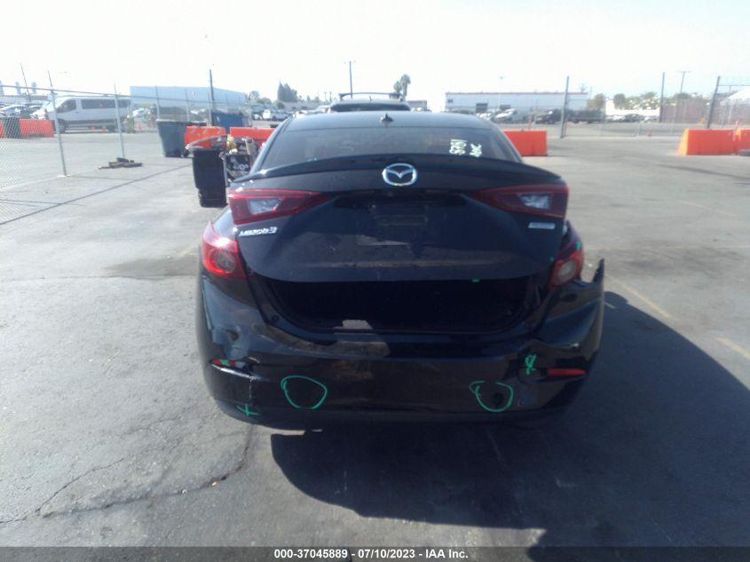 2017 MAZDA MAZDA3 4-DOOR GRAND TOURING - JM1BN1W34H1104238
