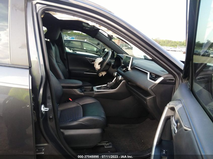 2020 TOYOTA RAV4 XSE - 2T3EWRFV2LW068442