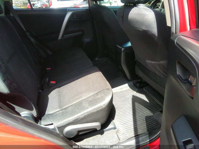 2016 TOYOTA RAV4 LE - JTMBFREV4GJ059654