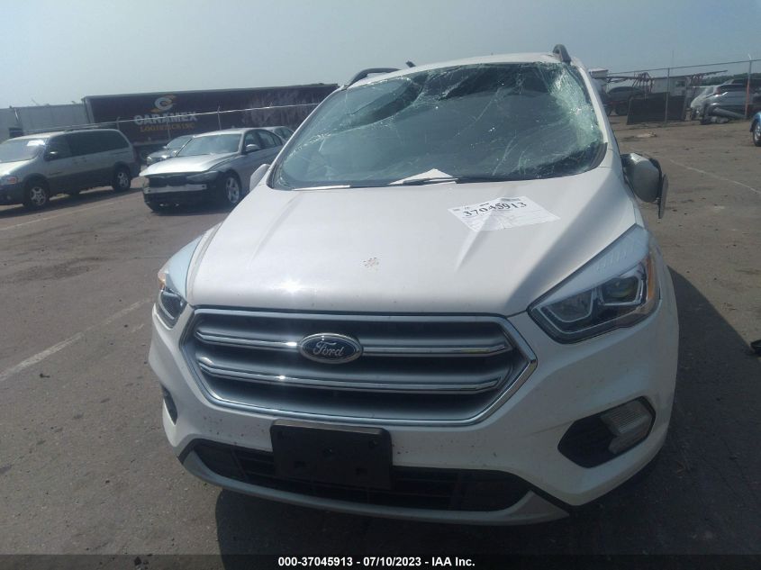 2017 FORD ESCAPE SE - 1FMCU9G90HUE73651