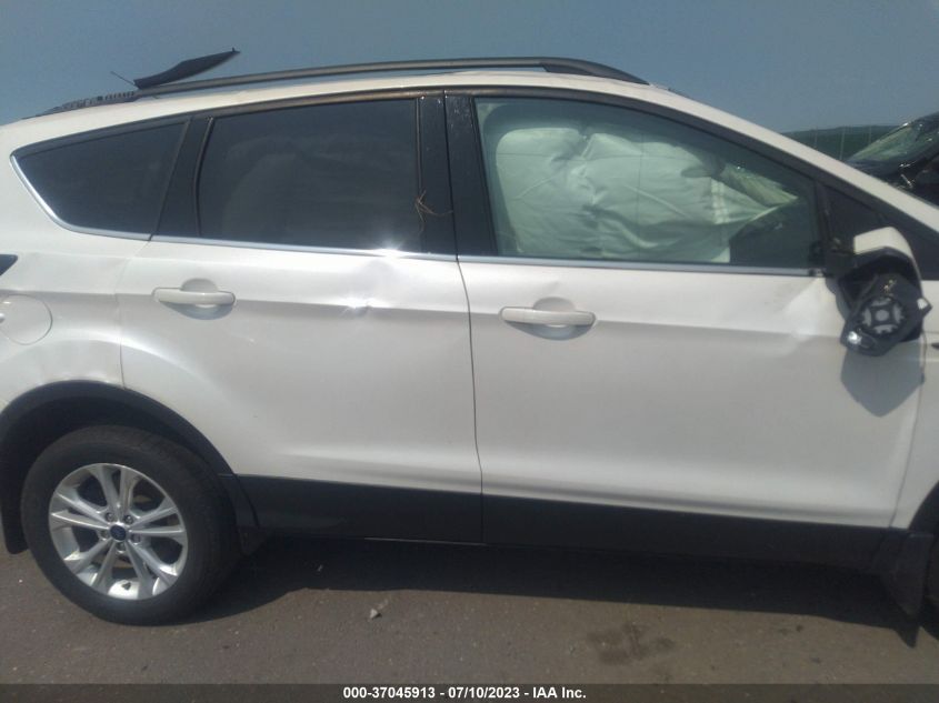 2017 FORD ESCAPE SE - 1FMCU9G90HUE73651