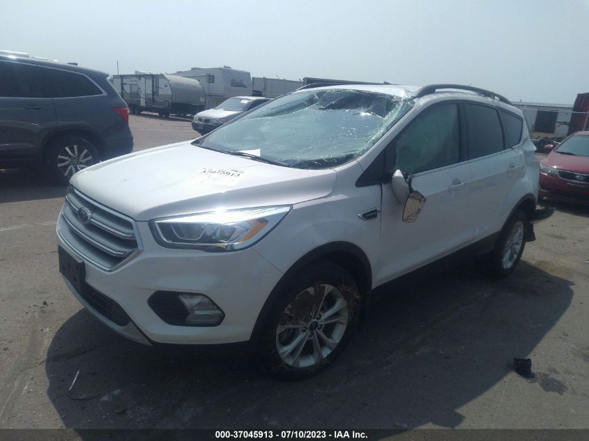 2017 FORD ESCAPE SE - 1FMCU9G90HUE73651