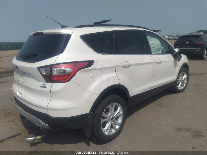 2017 FORD ESCAPE SE - 1FMCU9G90HUE73651