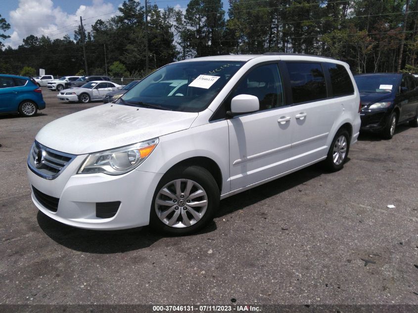 2014 VOLKSWAGEN ROUTAN SE W/RSE & NAVIGATION - 2C4RVABG3ER135236